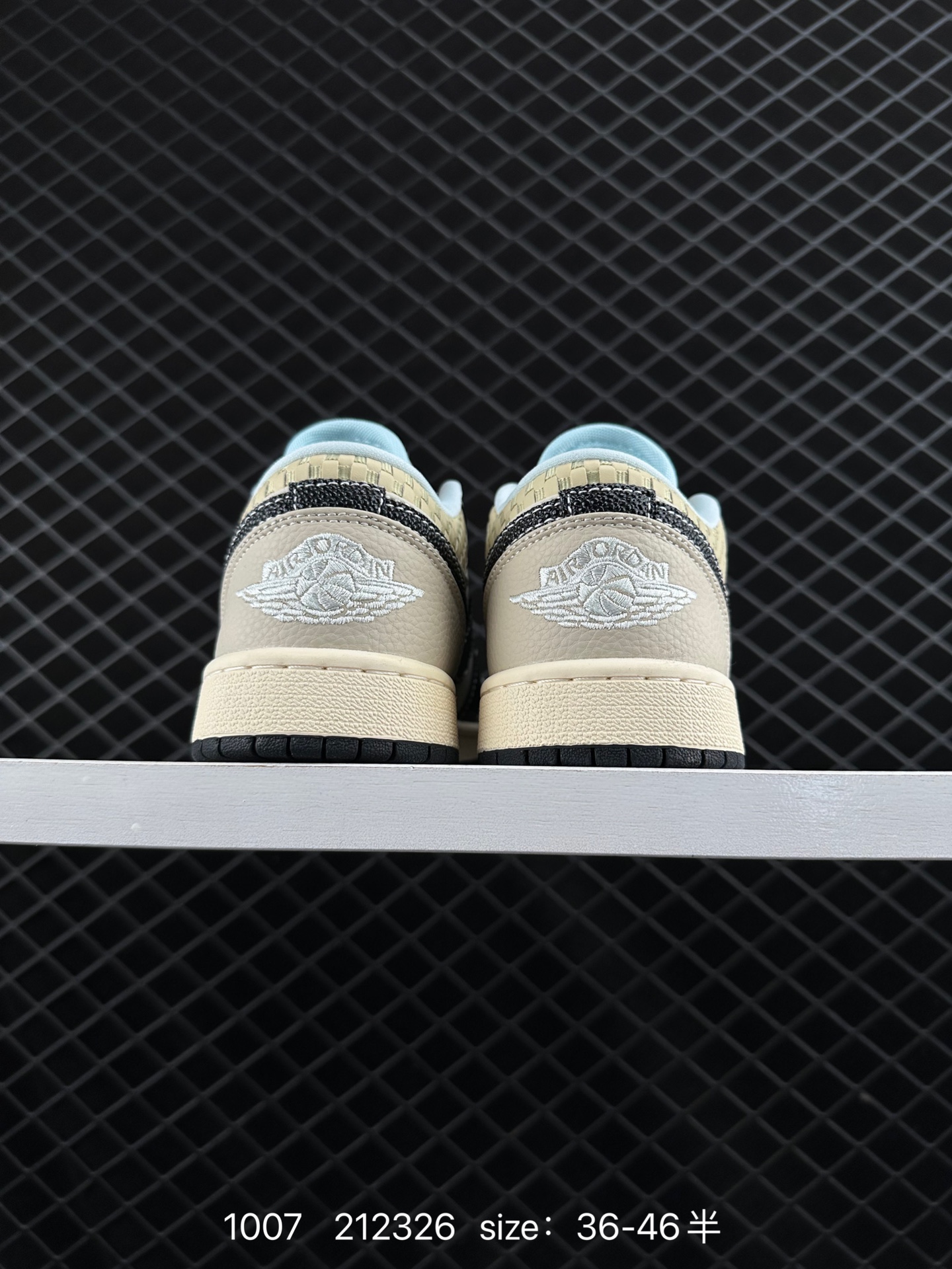 Air Jordan 1 Low AJ1